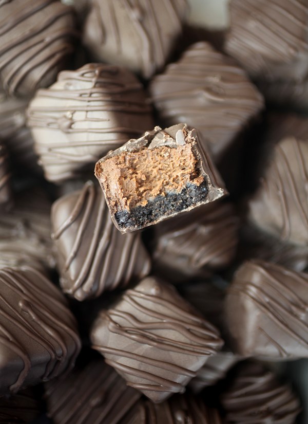 Chocolate cheesecake bites