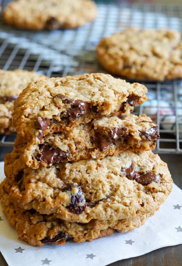Chocolate cherry almond butter breakfast cookies 
