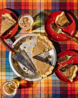 Chocolate chess pie