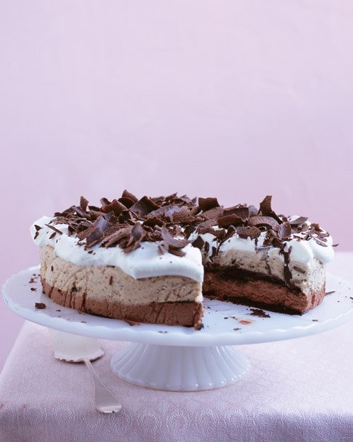 Chocolate-chestnut mousse cake