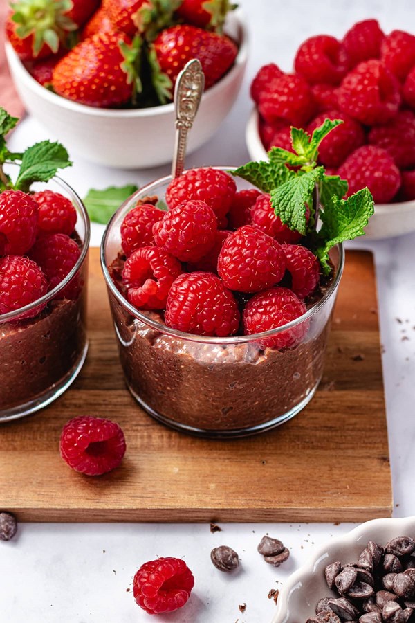 Chocolate chia pudding