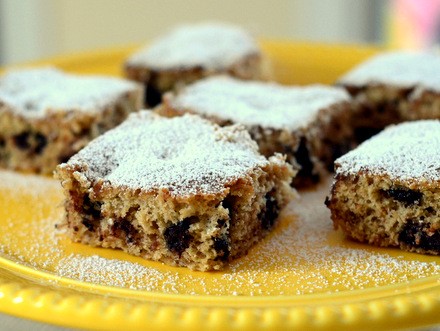 Chocolate chip banana cake bars