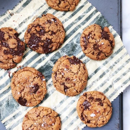 Chocolate chip chickpea cookies