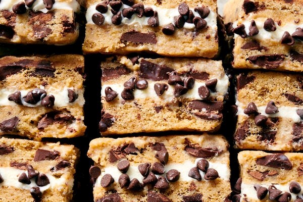 Chocolate chip cookie ice cream sandwiches 