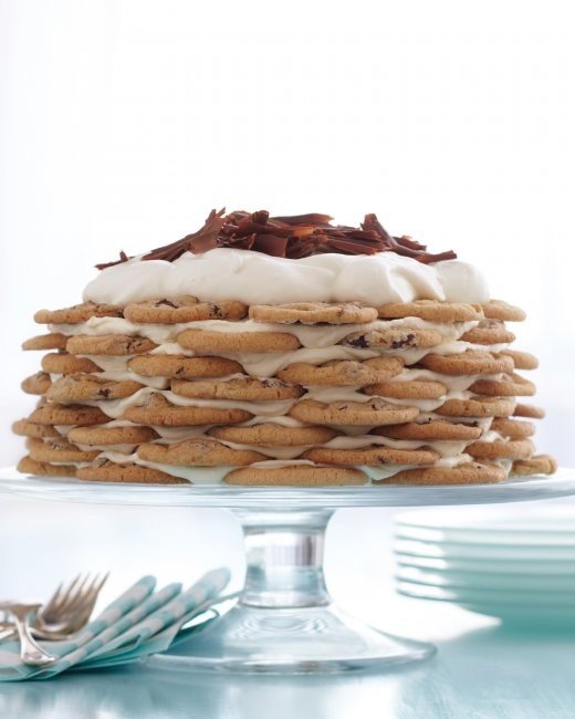 Chocolate chip cookie icebox cake
