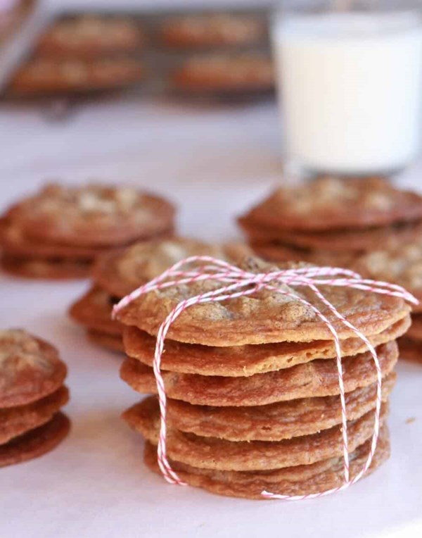 Chocolate chip Kahlua cookies