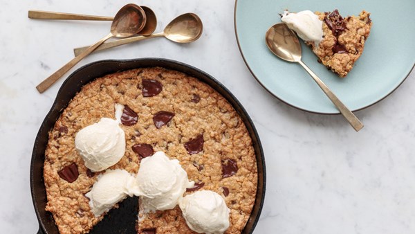Chocolate-chip oat-coconut skillet cookie