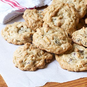 Chocolate chip pretzel cookies
