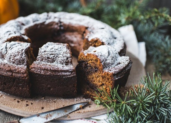 Chocolate chip, pumpkin and rye bundt cake