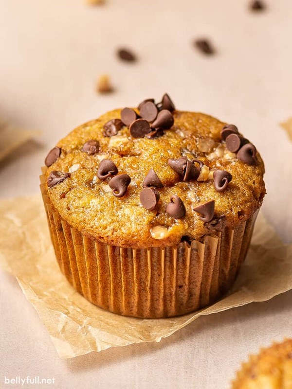 Chocolate chip toffee banana bread muffins