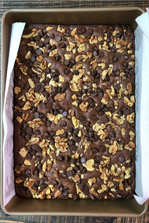 Chocolate chip walnut brownies