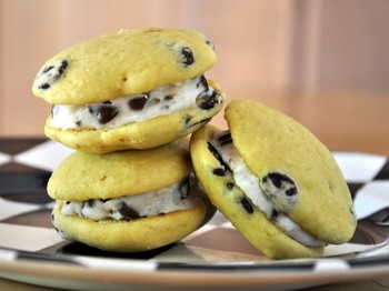 Chocolate chip whoopie pies with chocolate chip buttercream filling