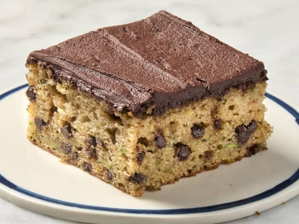 Chocolate chip zucchini cake