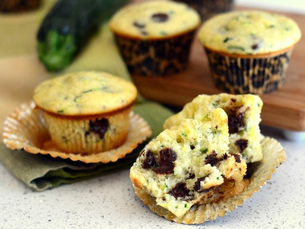 Chocolate chip zucchini muffins
