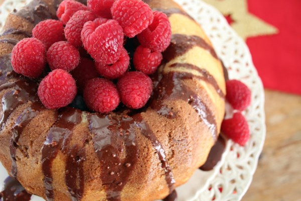 Chocolate clementine marble cake 