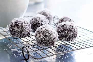 Chocolate coconut Easter cakes