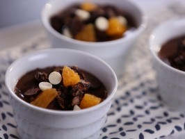 Chocolate-coconut granola