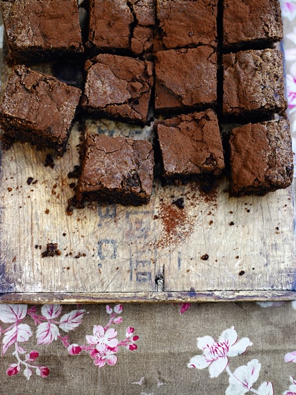 Chocolate courgette cake