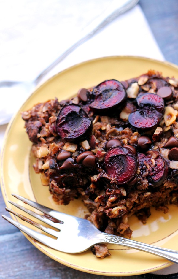 Chocolate-covered cherry baked oatmeal