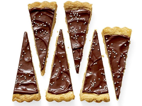 Chocolate-covered shortbread 