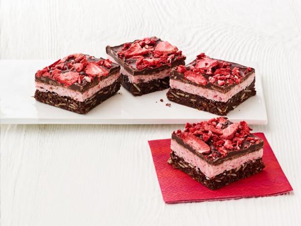 Chocolate-covered strawberry bars