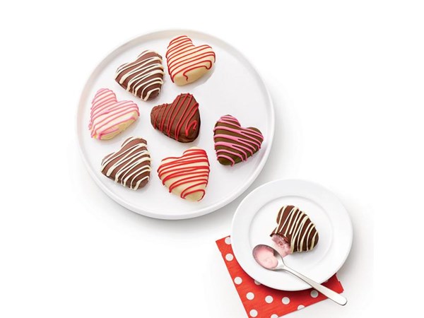 Chocolate-covered strawberry ice cream hearts