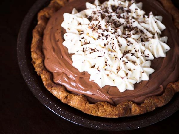 Chocolate cream pie
