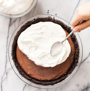 Chocolate cream pie