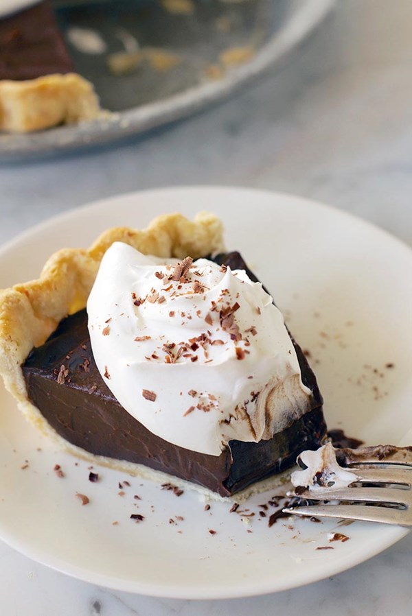 Chocolate cream pie