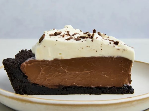 Chocolate cream pie
