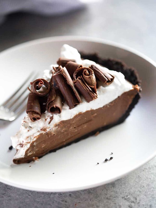 Chocolate cream pie