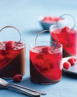 Chocolate crémeux with raspberries