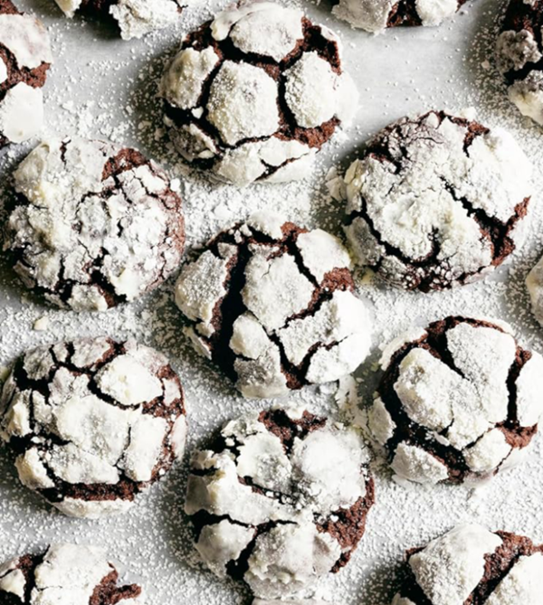 Chocolate crinkle cookies
