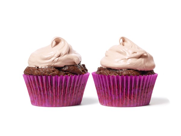 Chocolate cupcakes with meringue frosting