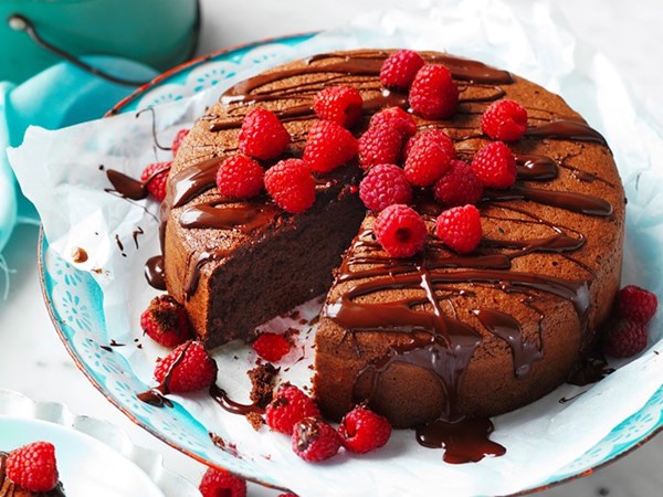 Chocolate dessert cake