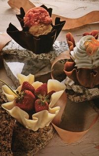 Chocolate dessert cups