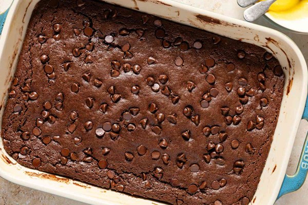Chocolate dump cake