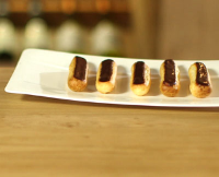 Chocolate éclairs