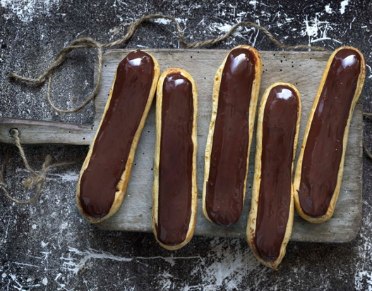 Chocolate eclairs