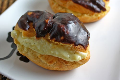 Chocolate eclairs