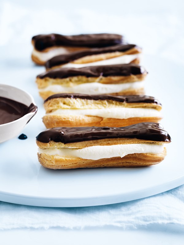 Chocolate éclairs