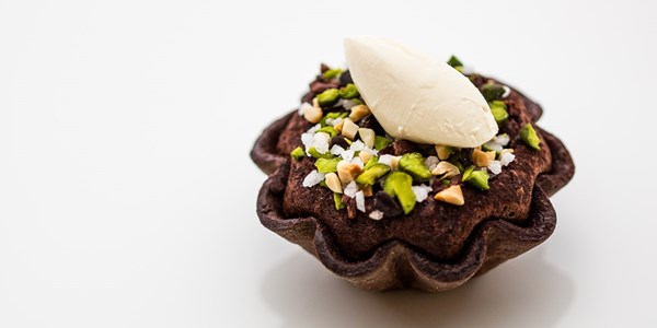 Chocolate fondant tartlet, cacao nib and hazelnut praline 
