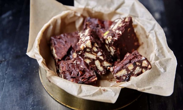 Chocolate fridge cake