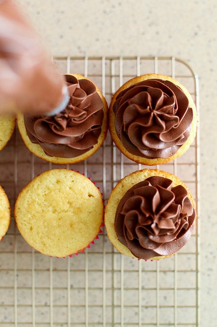 Chocolate frosting