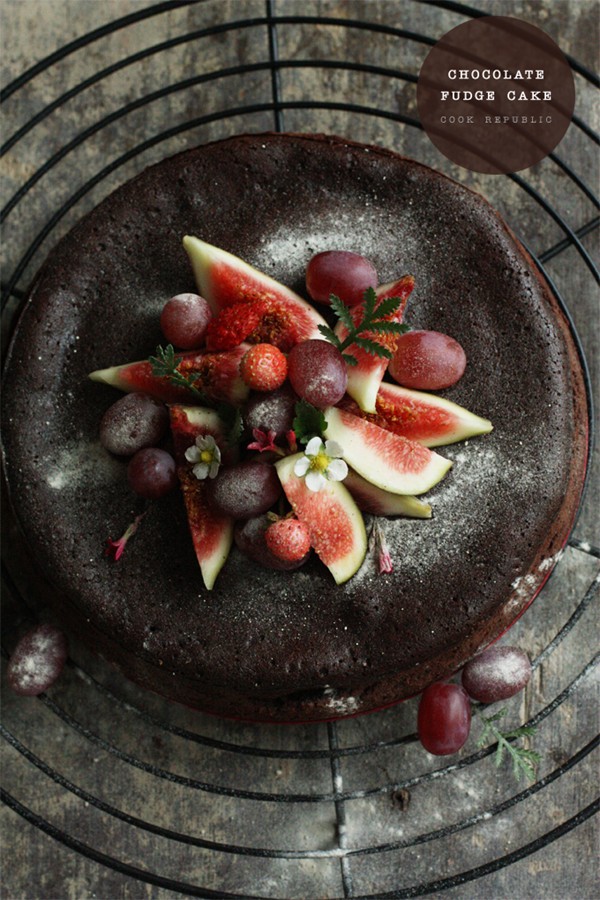 Chocolate fudge cake