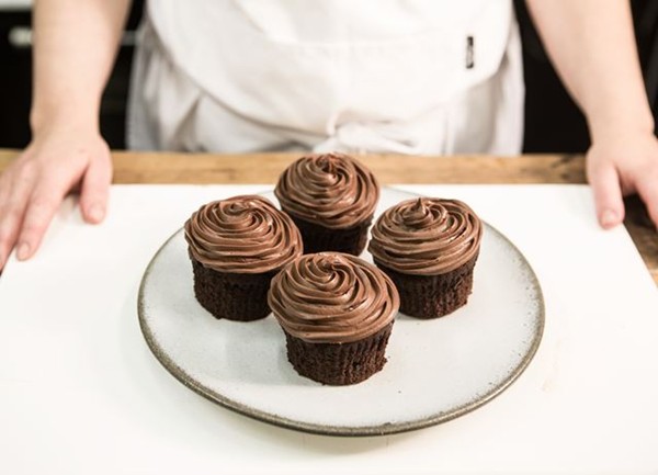 Chocolate fudge icing
