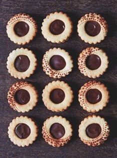 Chocolate ganache biscuits (cookies)