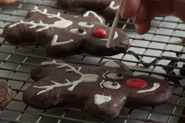 Chocolate gingerbread reindeer cookies
