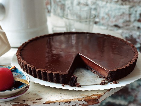 Chocolate-glazed chocolate tart