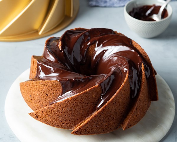 Chocolate-glazed peanut butter-banana cake